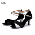 Latein-Tanzschuhe aus Satin mit Pailletten, Modell Katowice, Farbe Silber