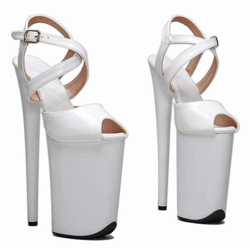 Sandales de cabaret femme vernies, modèle Azalée, coloris blanc