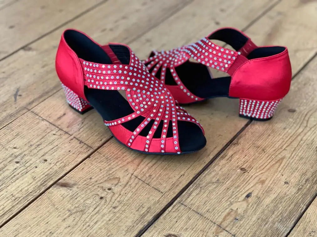 Women's rhinestone salsa shoes, Livry model, red color