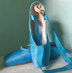 Bunte Spitzenschuhe für klassischen Tanz, Modell Concetta, Farbe Blau