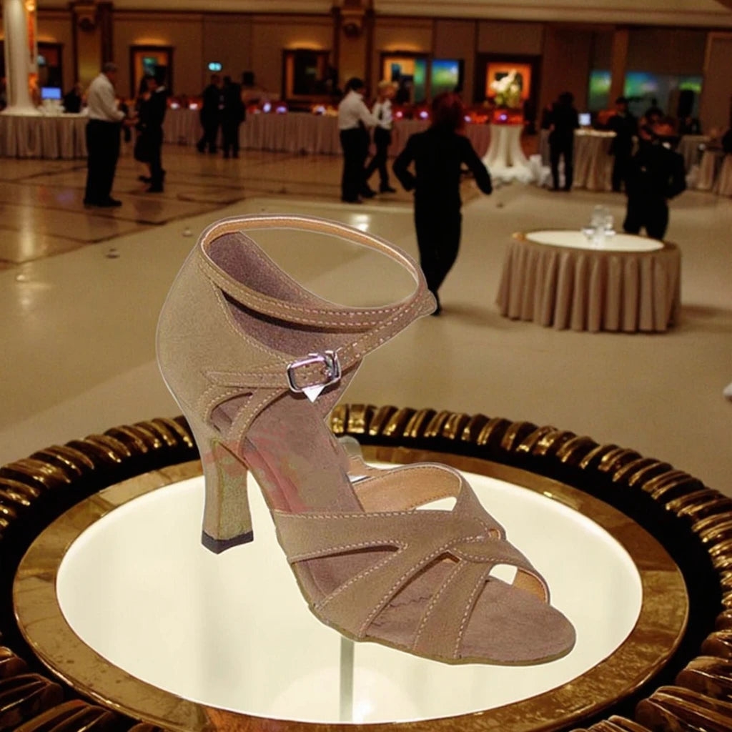 Women's salsa shoes, Gabrielle model, view 2