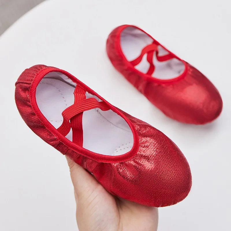 Soepele balletschoentjes kind en dames, model Adagio, kleur rood